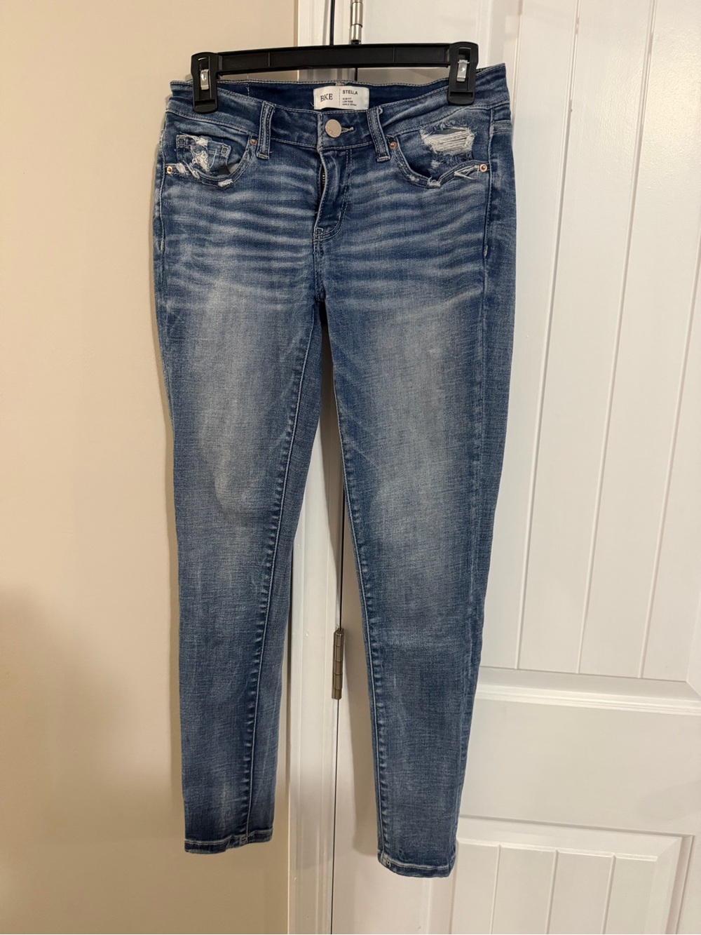BKE Women's Light Blue Distressed Skinny Jeans